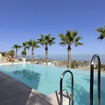 Exlusive With Garden In Higueron Апартаменти *