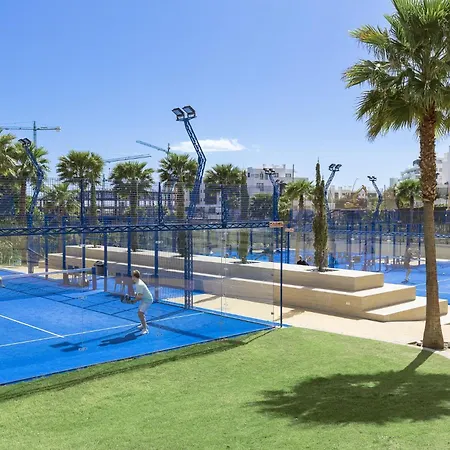 Apartment Exclusive With Garden In Higueron *
