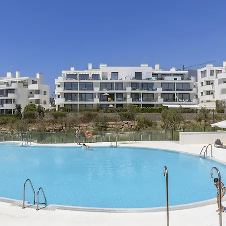 Apartment Exlusive With Garden In Higueron Fuengirola