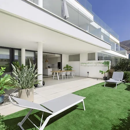 Apartment Exlusive With Garden In Higueron *