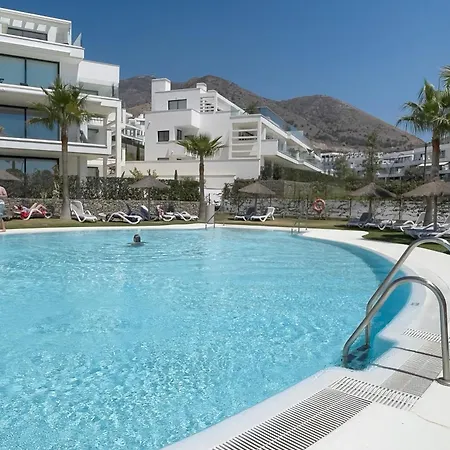 Exclusive With Garden In Higueron Apartment Fuengirola
