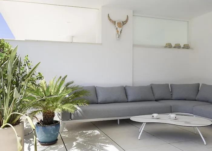 Apartment Exlusive With Garden In Higueron *