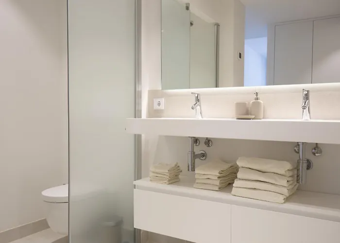 Apartment Exlusive With Garden In Higueron Fuengirola