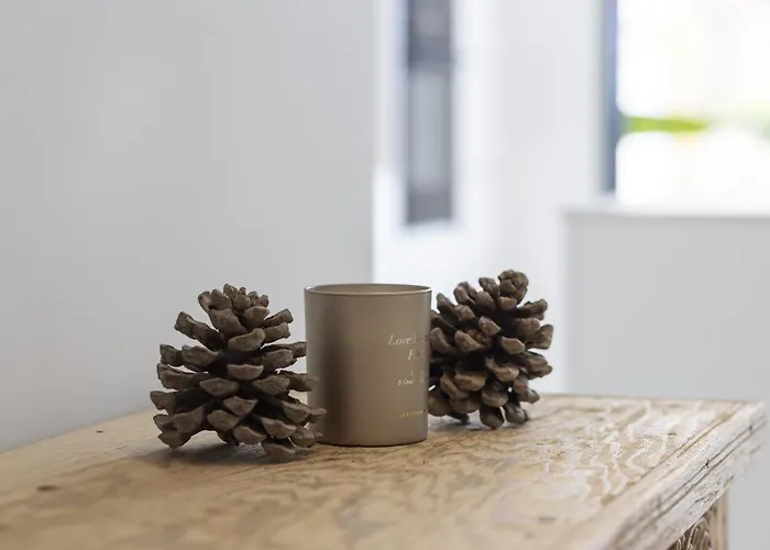 Exlusive With Garden In Higueron Fuengirola