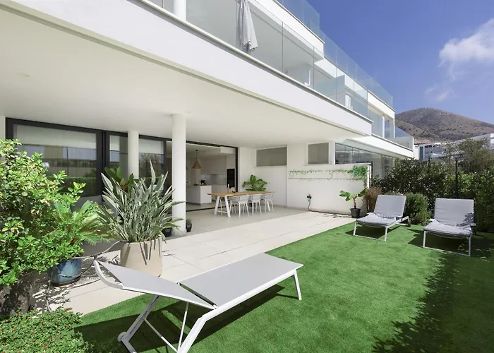 Apartment Exlusive With Garden In Higueron *