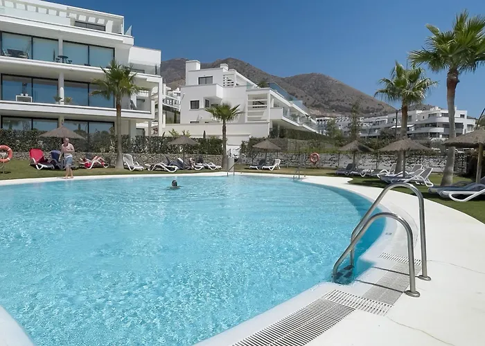 Exlusive With Garden In Higueron Apartment Fuengirola